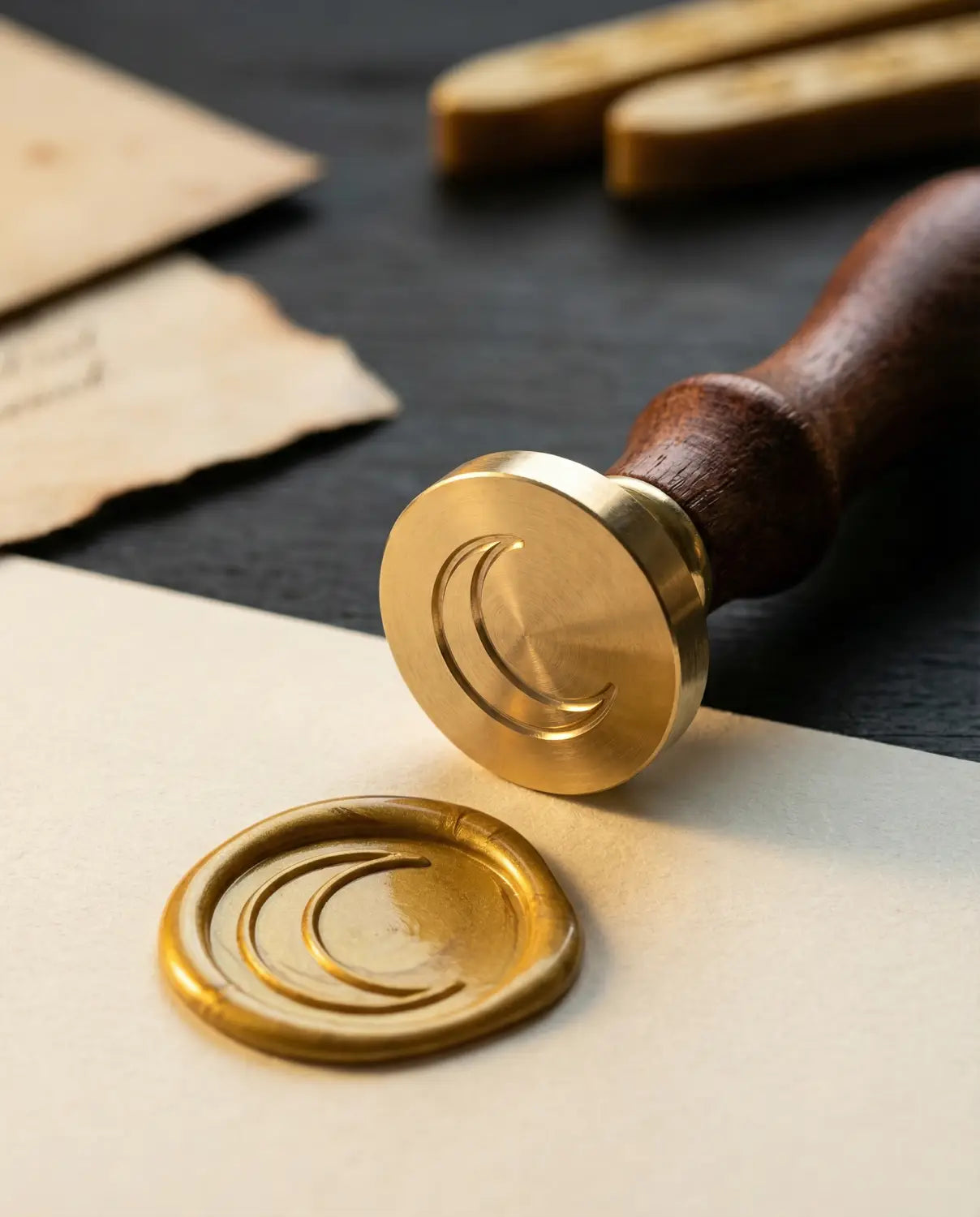 How to Use Wax Seal Stamps Properly: Ras Al Khaimah Guide